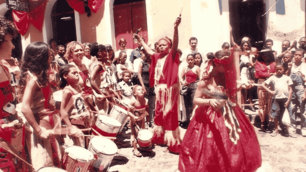alt"dida-banda-femenina"